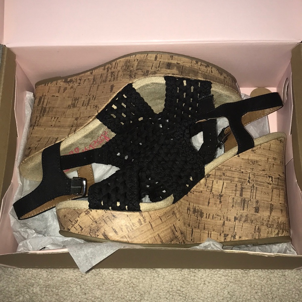 Black Open Toe Wedge Heel Sandals